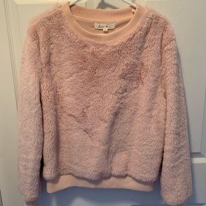 love tree sweat shirt